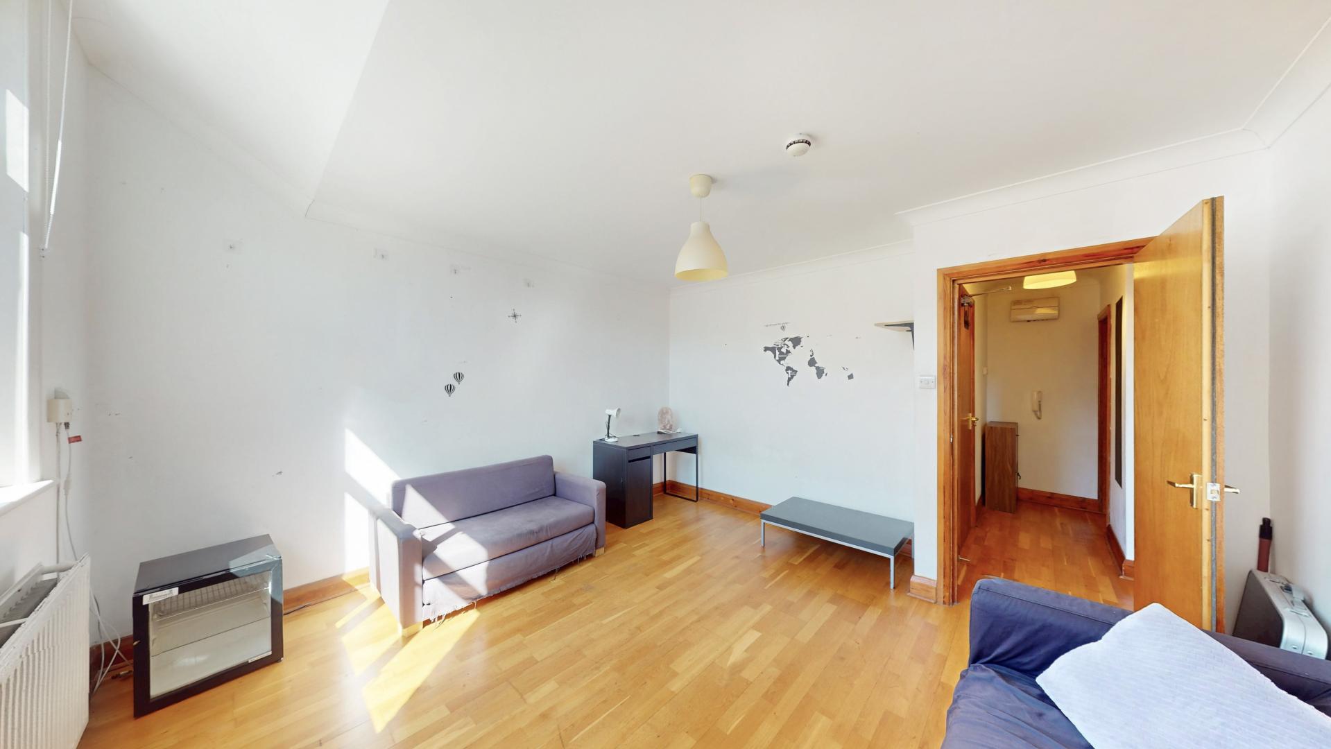 Modern Apartment Willesden Lane, Willesden Green